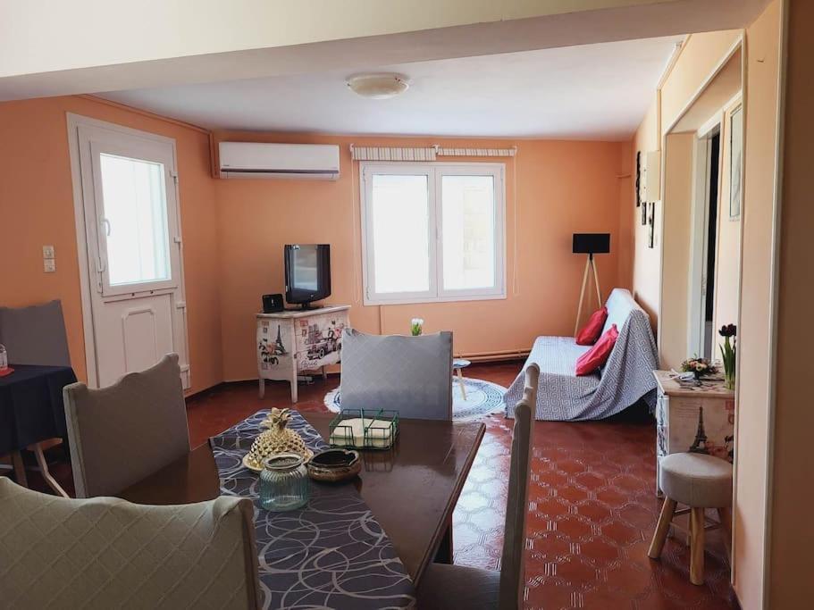 Afentis Apartment Agia Ermioni Exteriör bild