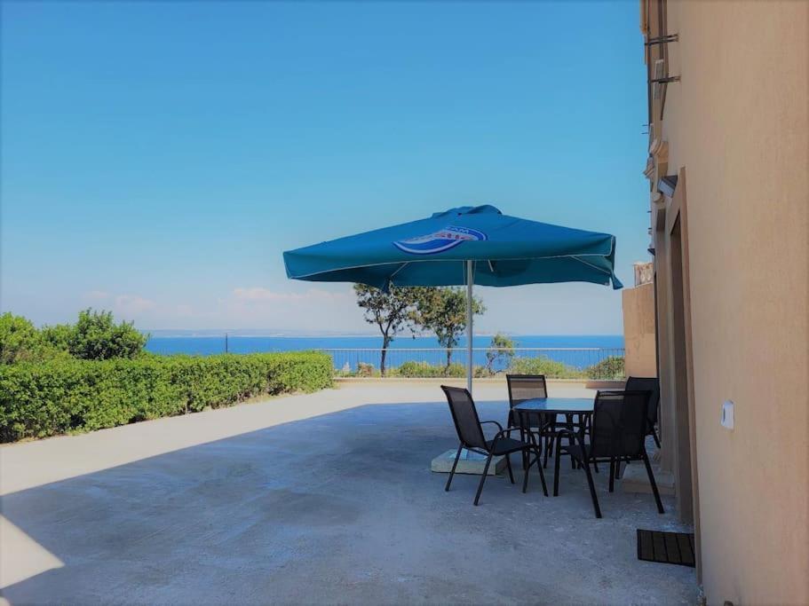 Afentis Apartment Agia Ermioni Exteriör bild