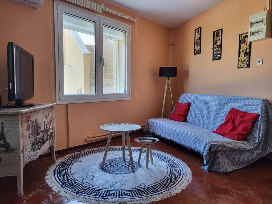 Afentis Apartment Agia Ermioni Exteriör bild
